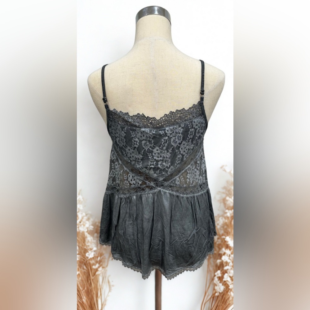 POL Gray Lace Top with Spaghetti Straps Small - Picture 2 of 2